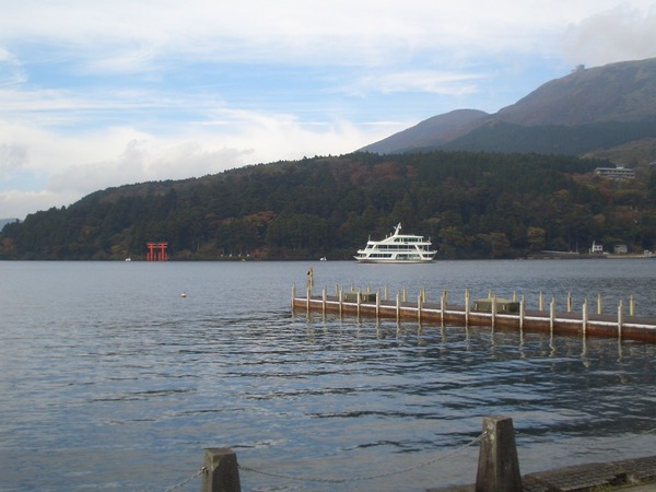 芦ノ湖 (1).jpg